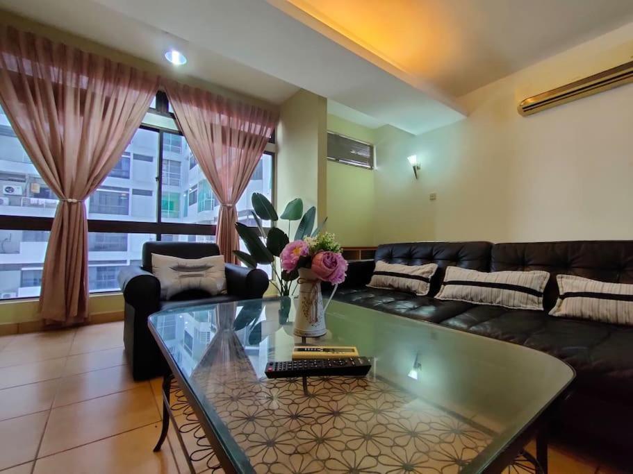 Pavilion Fahrenheit 88 Bukit Bintang 3 Bedrooms Kuala Lumpur Bagian luar foto